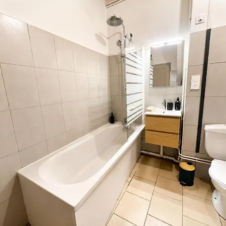 Appartements, Parking Prive Gratuit En Securisee * 아이레수르라리스