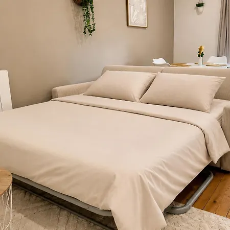 Appartements, Parking Prive Gratuit En Securisee *